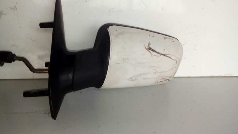 RETROVISOR IZQUIERDO