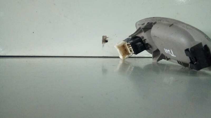 MANDO ELEVALUNAS DELANTERO DERECHO