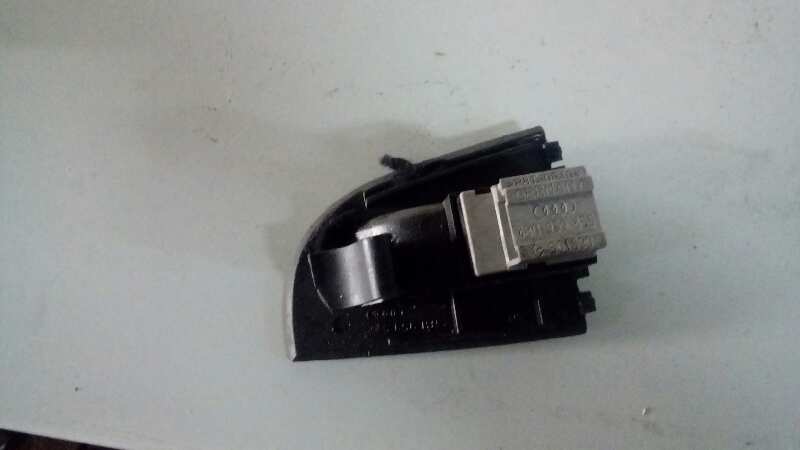 MANDO ELEVALUNAS DELANTERO DERECHO