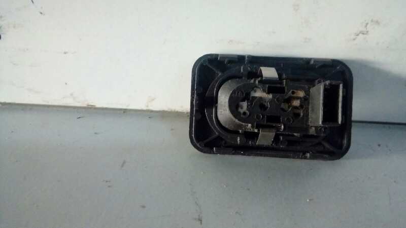 MANDO ELEVALUNAS DELANTERO DERECHO