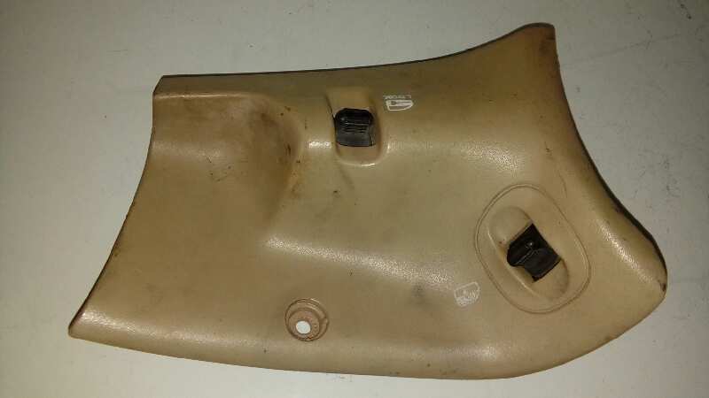 MANDO ELEVALUNAS DELANTERO DERECHO