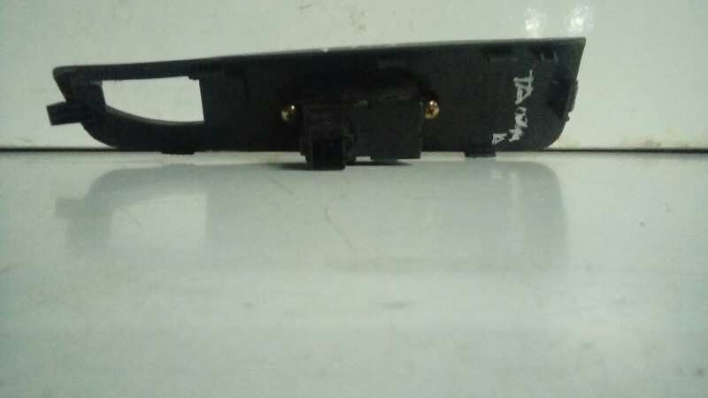 MANDO ELEVALUNAS DELANTERO DERECHO