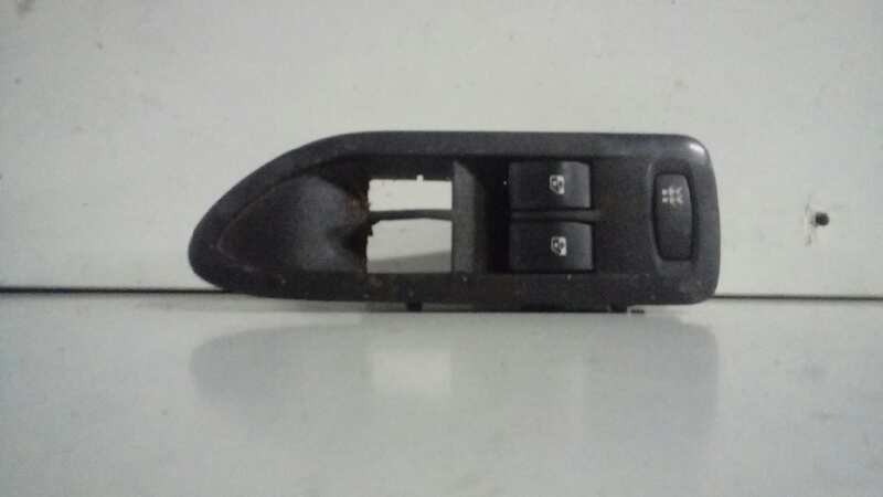 MANDO ELEVALUNAS DELANTERO IZQUIERDO 