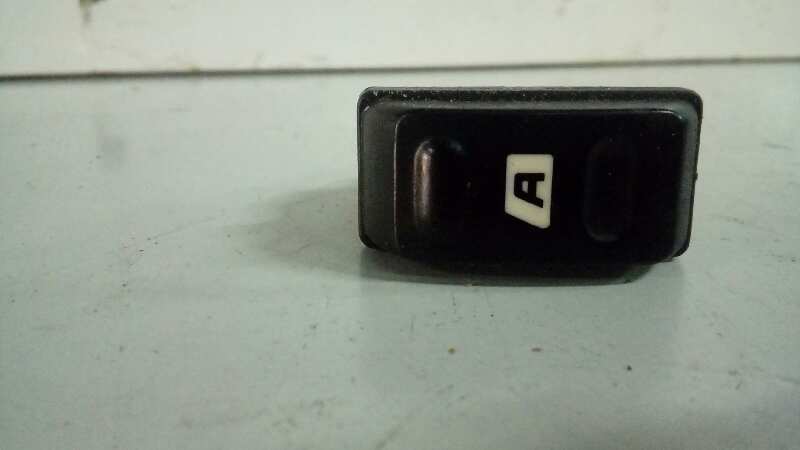 MANDO ELEVALUNAS DELANTERO IZQUIERDO 