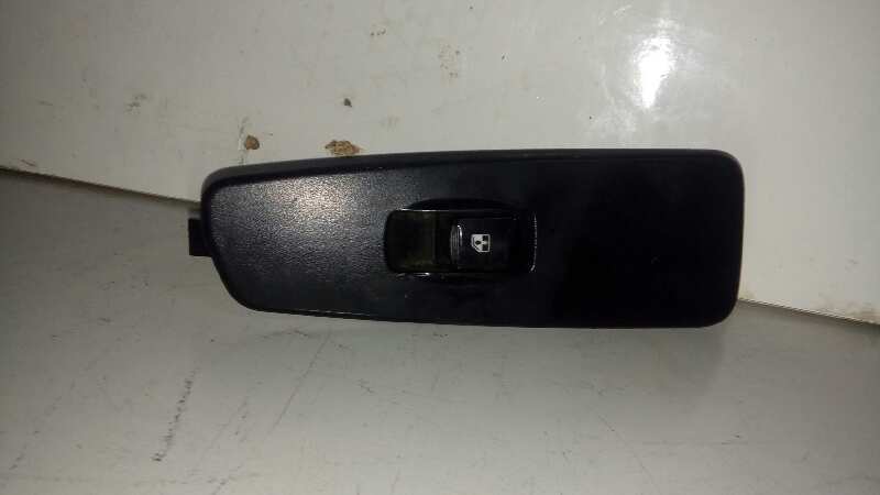 MANDO ELEVALUNAS TRASERO IZQUIERDO