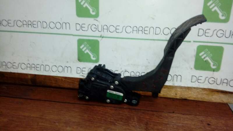PEDAL ACELERADOR