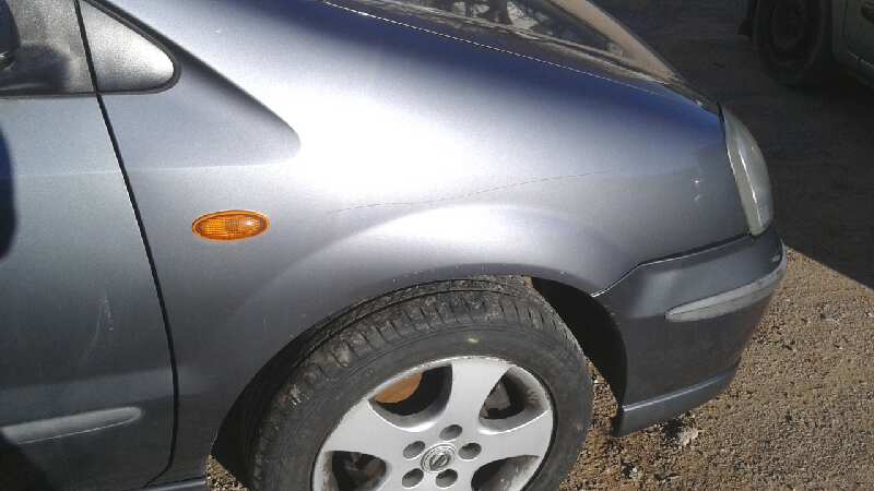 ALETA DELANTERA DERECHA