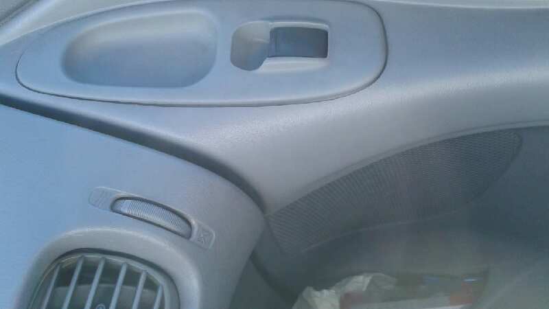 MANDO ELEVALUNAS DELANTERO DERECHO