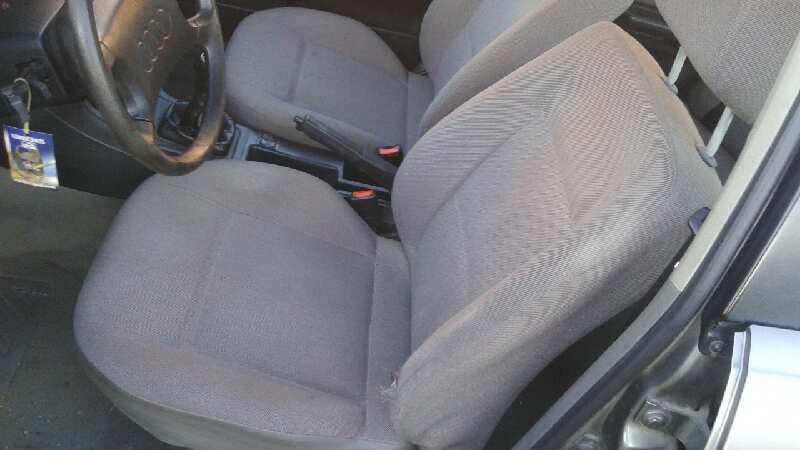 ASIENTO DELANTERO IZQUIERDO