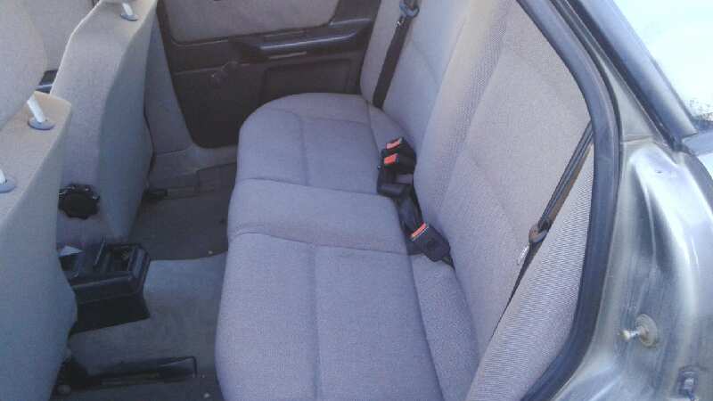 ASIENTO TRASERO MEDIO
