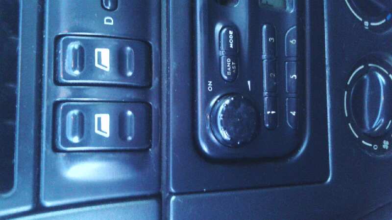 MANDO ELEVALUNAS DELANTERO IZQUIERDO 