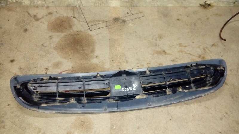 CALANDRA DELANTERA DE RADIADOR