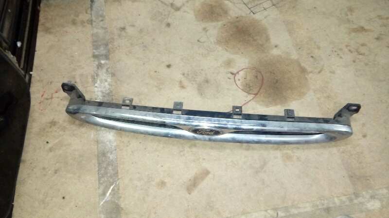 CALANDRA DELANTERA DE RADIADOR