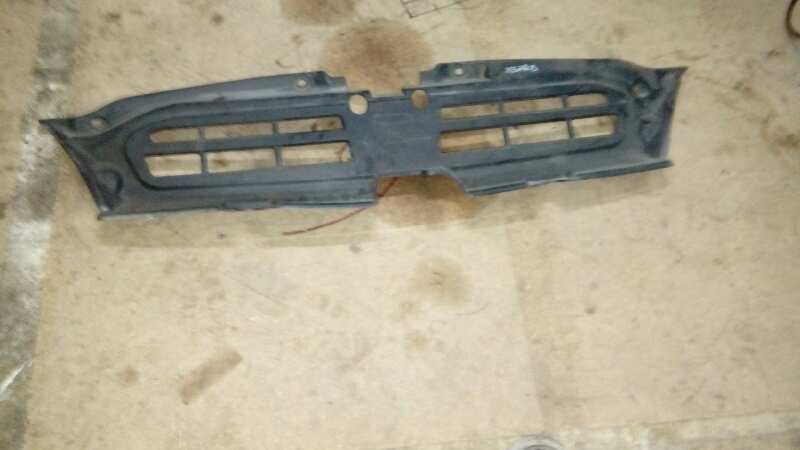 CALANDRA DELANTERA DE RADIADOR