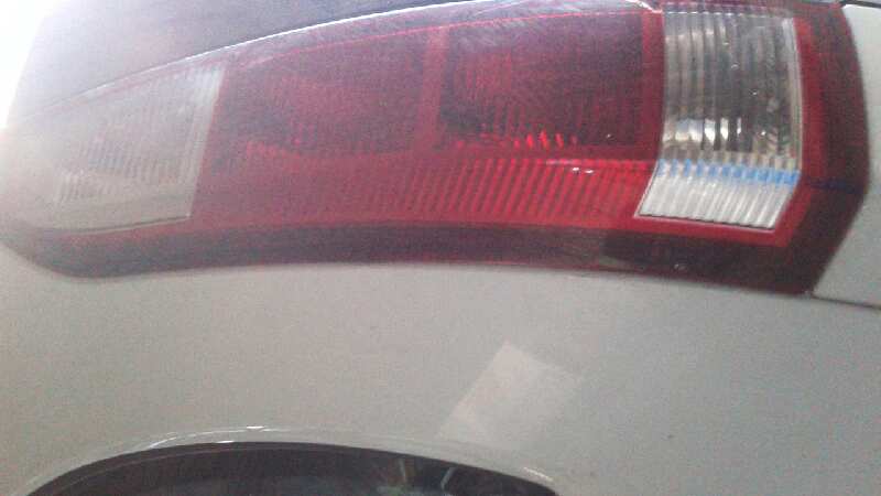 PILOTO TRASERO IZQUIERDO