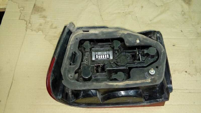 PILOTO TRASERO DERECHO