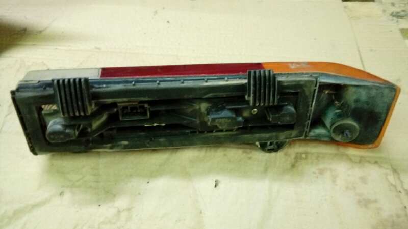 PILOTO TRASERO DERECHO