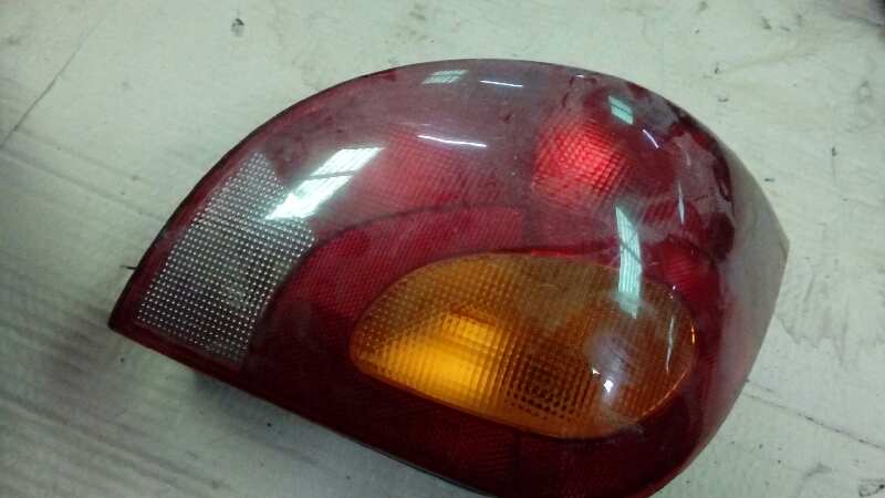 PILOTO TRASERO DERECHO