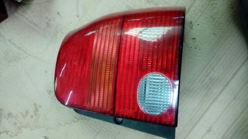 PILOTO TRASERO DERECHO