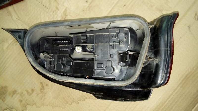 PILOTO TRASERO DERECHO