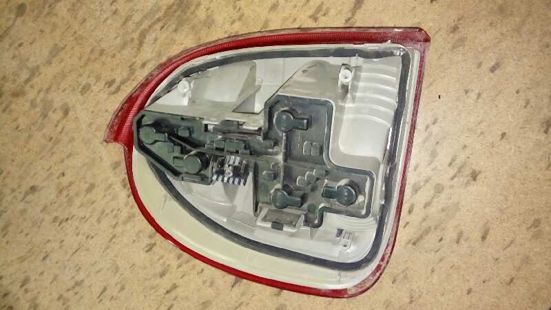 PILOTO TRASERO DERECHO