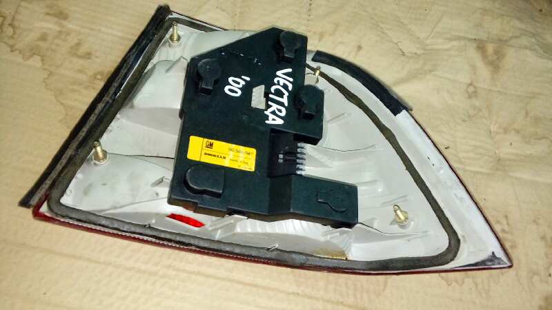 PILOTO TRASERO IZQUIERDO