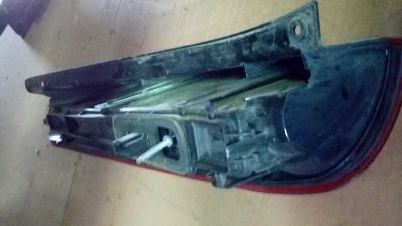 PILOTO TRASERO DERECHO