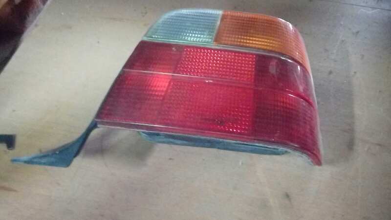 PILOTO TRASERO DERECHO