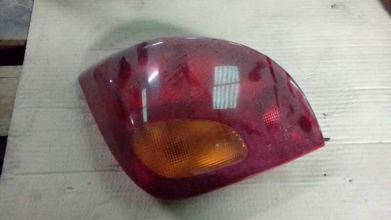 PILOTO TRASERO IZQUIERDO