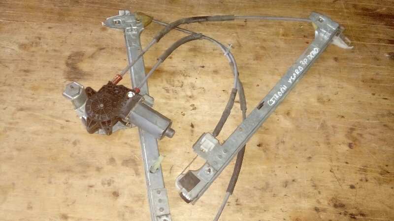 ELEVALUNAS DELANTERO DERECHO