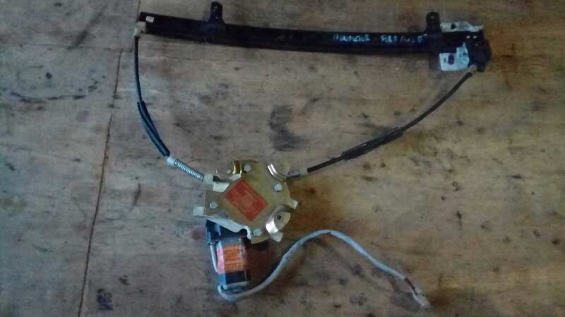 ELEVALUNAS DELANTERO IZQUIERDO