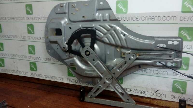 ELEVALUNAS DELANTERO IZQUIERDO