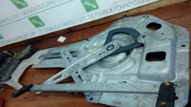 ELEVALUNAS TRASERO IZQUIERDO