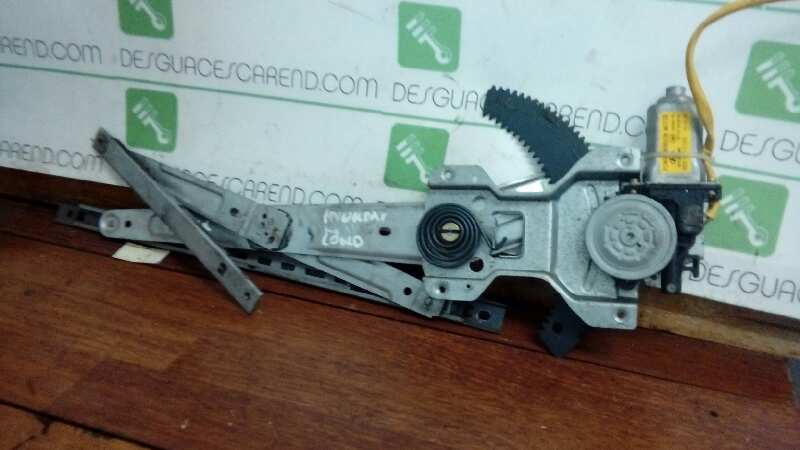 ELEVALUNAS DELANTERO IZQUIERDO