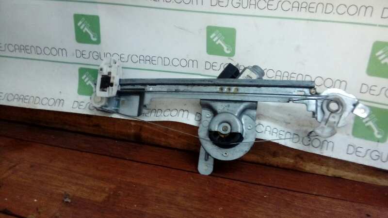 ELEVALUNAS TRASERO IZQUIERDO