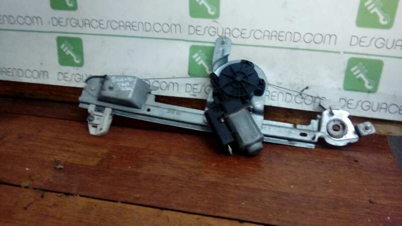 ELEVALUNAS TRASERO IZQUIERDO