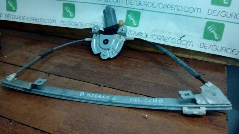 ELEVALUNAS DELANTERO DERECHO