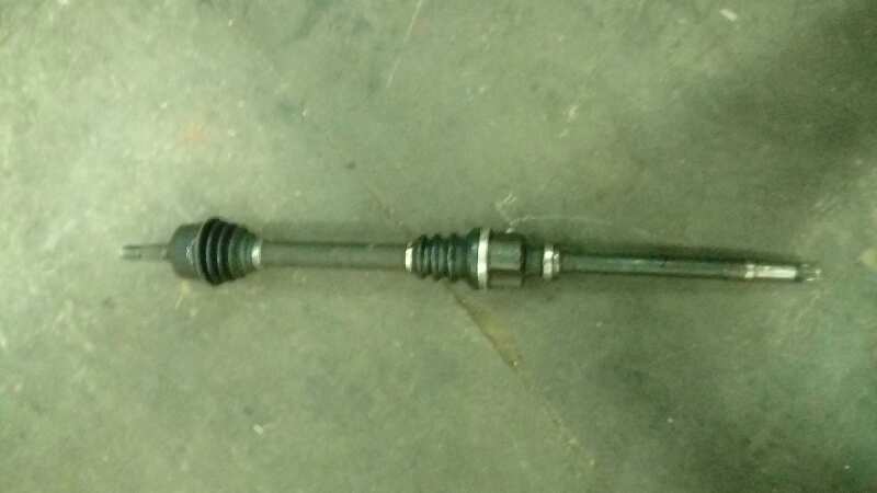 TRANSMISION DELANTERA DERECHA