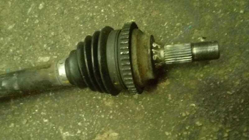 TRANSMISION DELANTERA IZQUIERDA