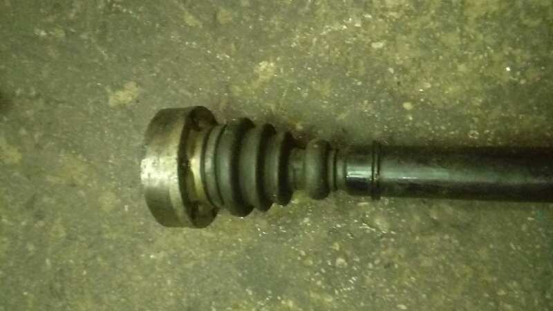 TRANSMISION DELANTERA IZQUIERDA VOLKSWAGEN PASSAT BERLINA (3A2)