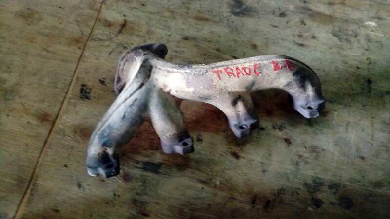 736020610 COLECTOR ESCAPE NISSAN TRADE