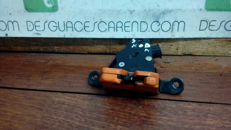 CERRADURA MALETERO - PORTON