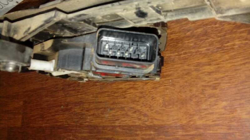 CERRADURA PUERTA TRASERA IZQUIERDA 