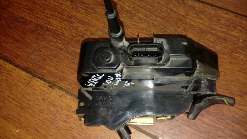 CERRADURA PUERTA DELANTERA IZQUIERDA 