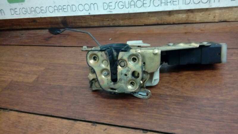 CERRADURA PUERTA DELANTERA IZQUIERDA 