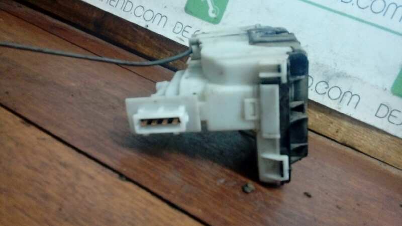 CERRADURA PUERTA DELANTERA DERECHA