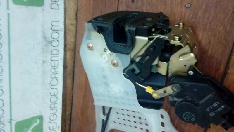 CERRADURA PUERTA TRASERA DERECHA 