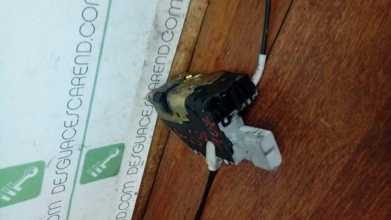 CERRADURA PUERTA TRASERA DERECHA 