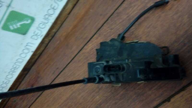 CERRADURA PUERTA DELANTERA DERECHA