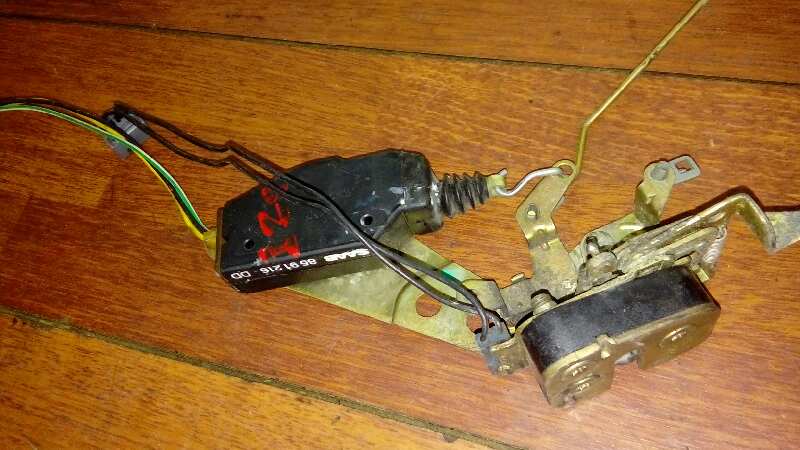 CERRADURA PUERTA DELANTERA IZQUIERDA 